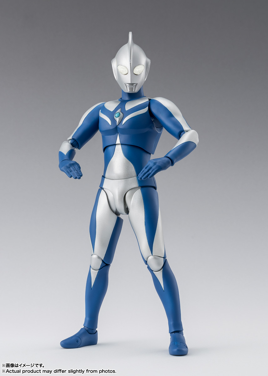[PRE-ORDER] S.H.Figuarts Ultraman Cosmos Luna Mode