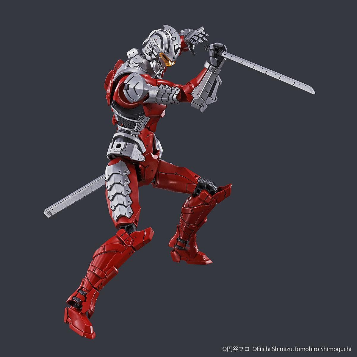 FIGURE RISE STANDARD ULTRAMAN SUIT VER 7.5 ACTION.