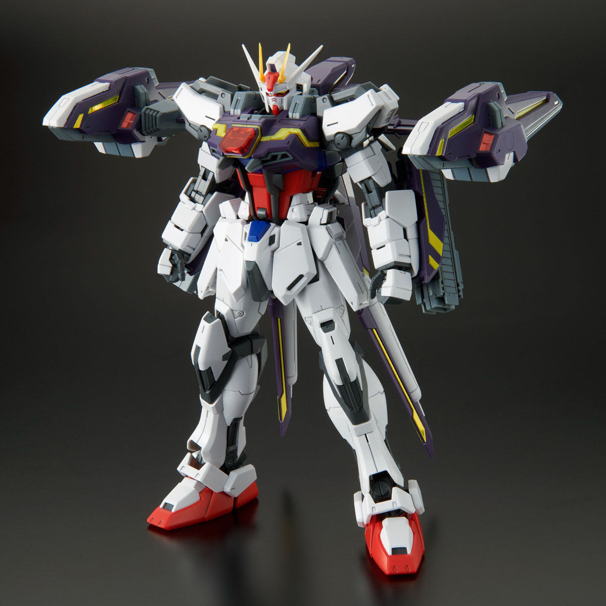 MG 1/100 LIGHTNING STRIKE GUNDAM VER.RM.